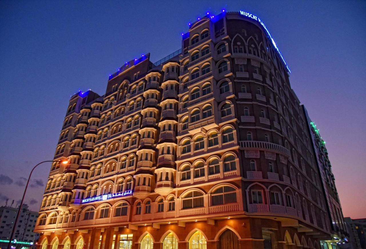 Muscat Plaza Hotel Exterior foto